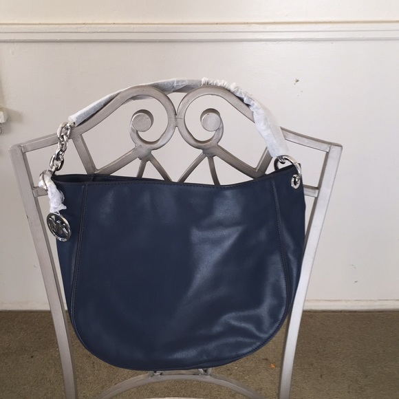 Brand New Authentic Michael Kors Bag - Picture 2 of 5